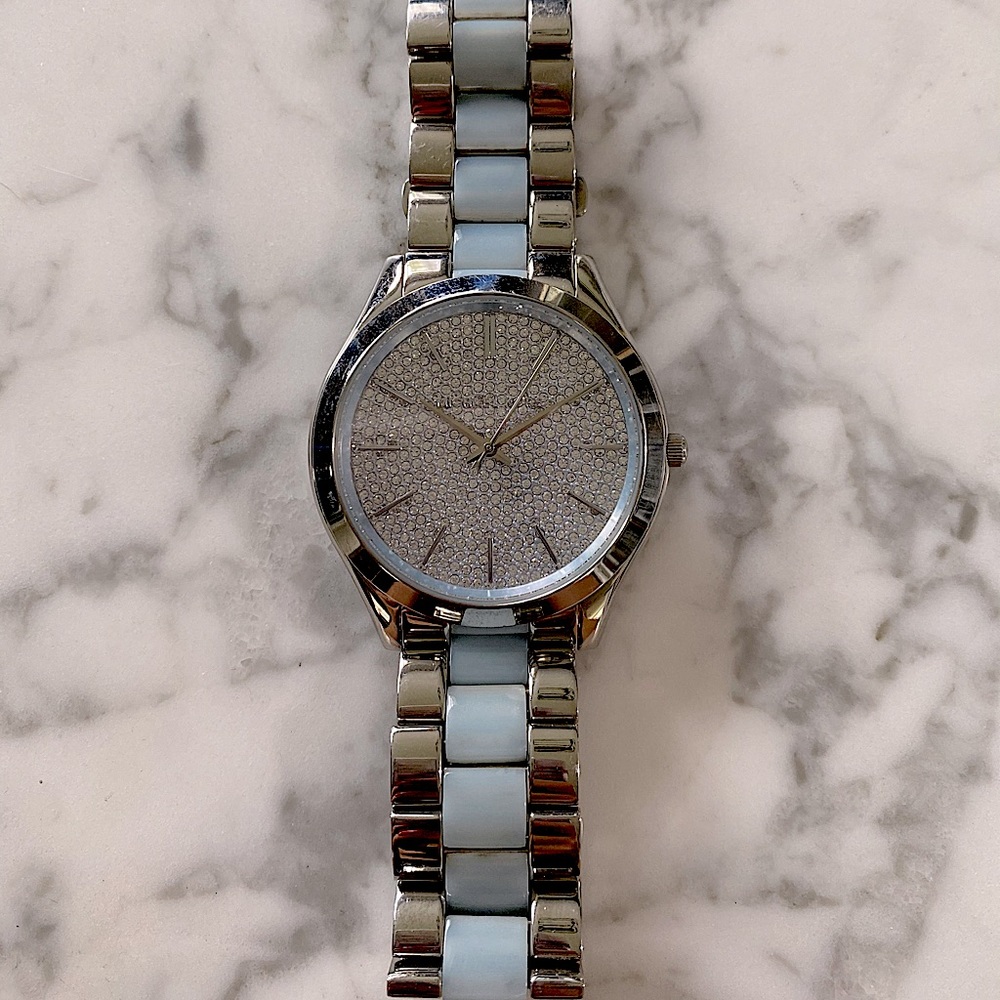Michael Kors diamond face